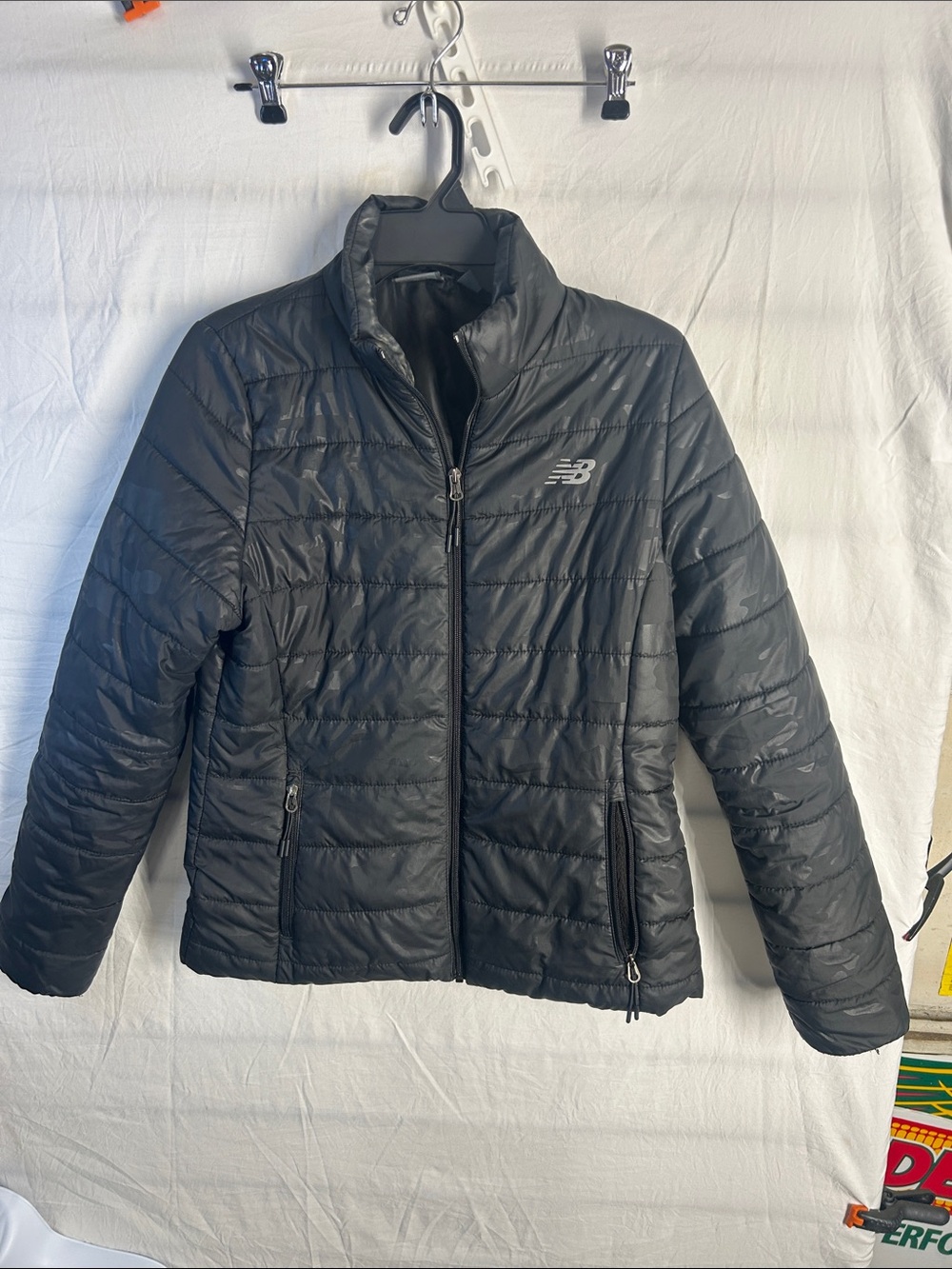 New Balance Women's Black Quilted Lightweight Puffer Jacket